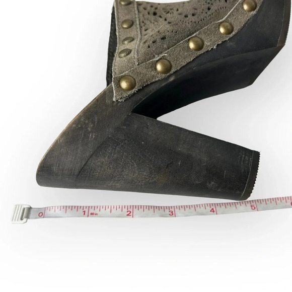 ASH Spicy Cut  Out Studded Heeled Suede Clogs - Picture 14 of 15